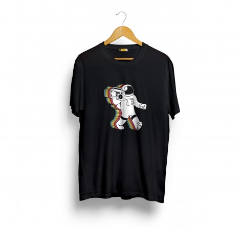 Trippy astronaut Round Neck T-Shirt