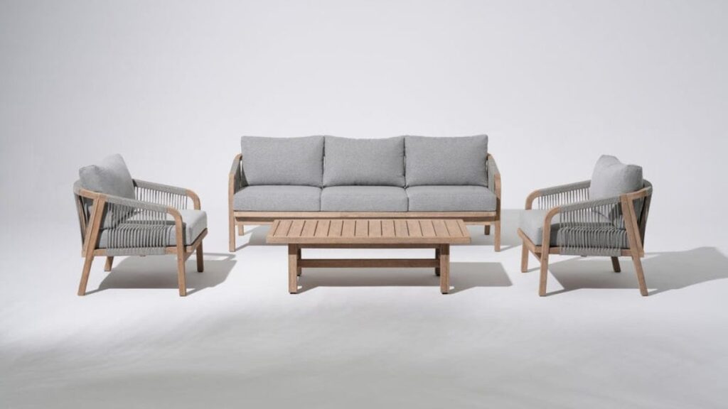 DIY Patio Conversation Set Makeover: Upcycling Old Furniture on a Budget