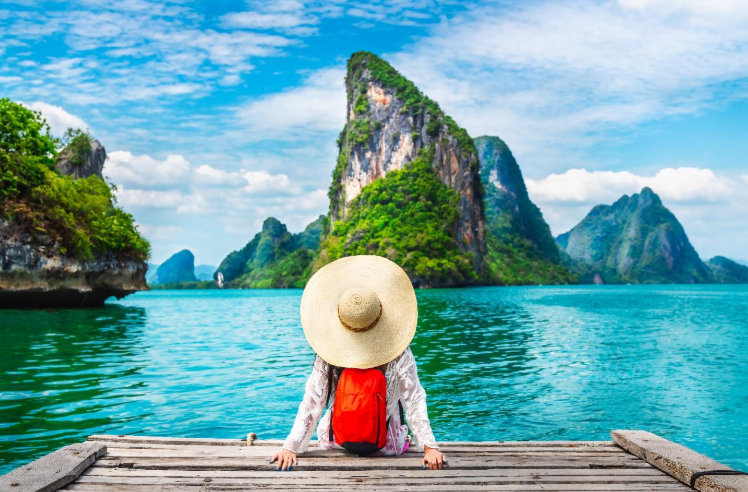 Discover the Top Aquariums in Phuket for Fun Experiences