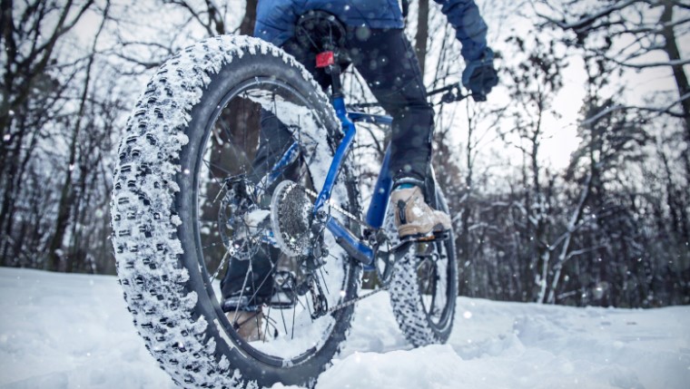 Why a Fat Tire Electric Bike Is the Best Choice for Riding on Snow and Ice