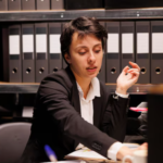 How Criminal Defense Lawyers Build Strong Cases